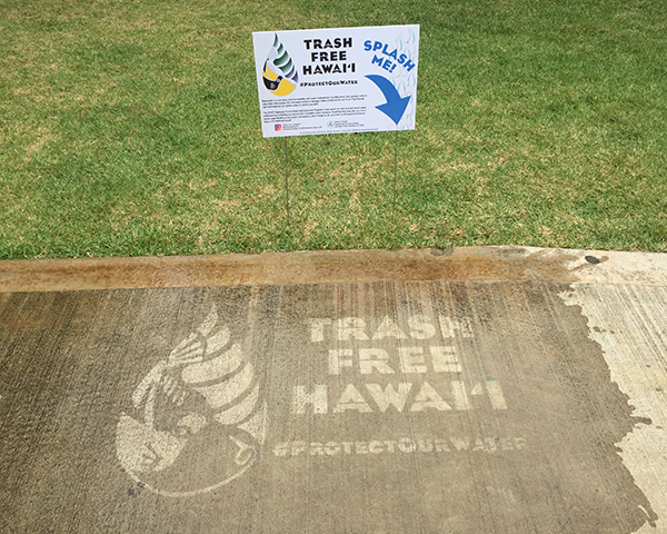 Trash Free Hawaii Stencil at Sea Life Park
